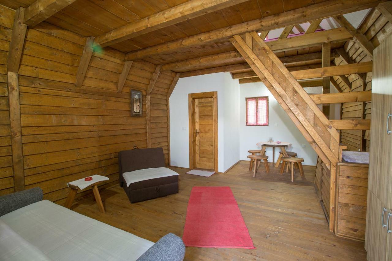 Etno Village Vojnik Savnik Exteriör bild