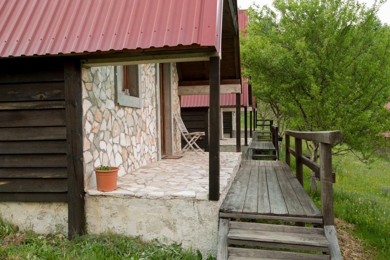 Etno Village Vojnik Savnik Exteriör bild